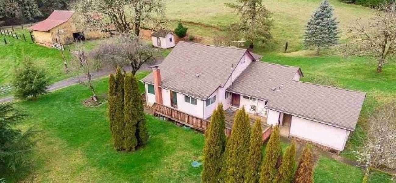 photo eco farm cropped